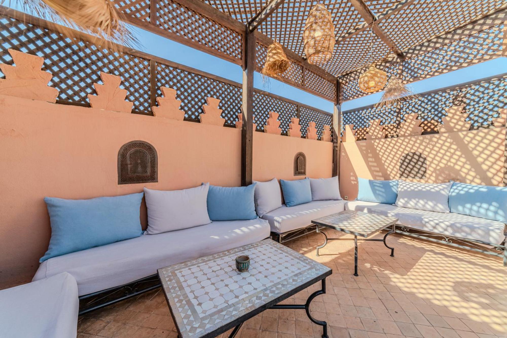 Riad Ayla Avec Piscine Privee 马拉喀什 外观 照片