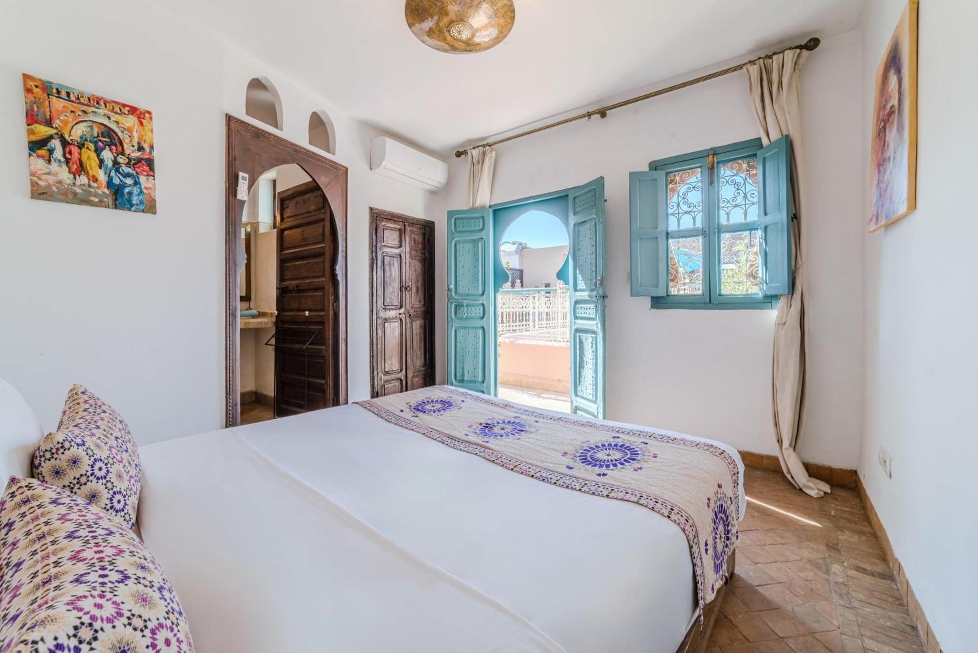 Riad Ayla Avec Piscine Privee 马拉喀什 外观 照片